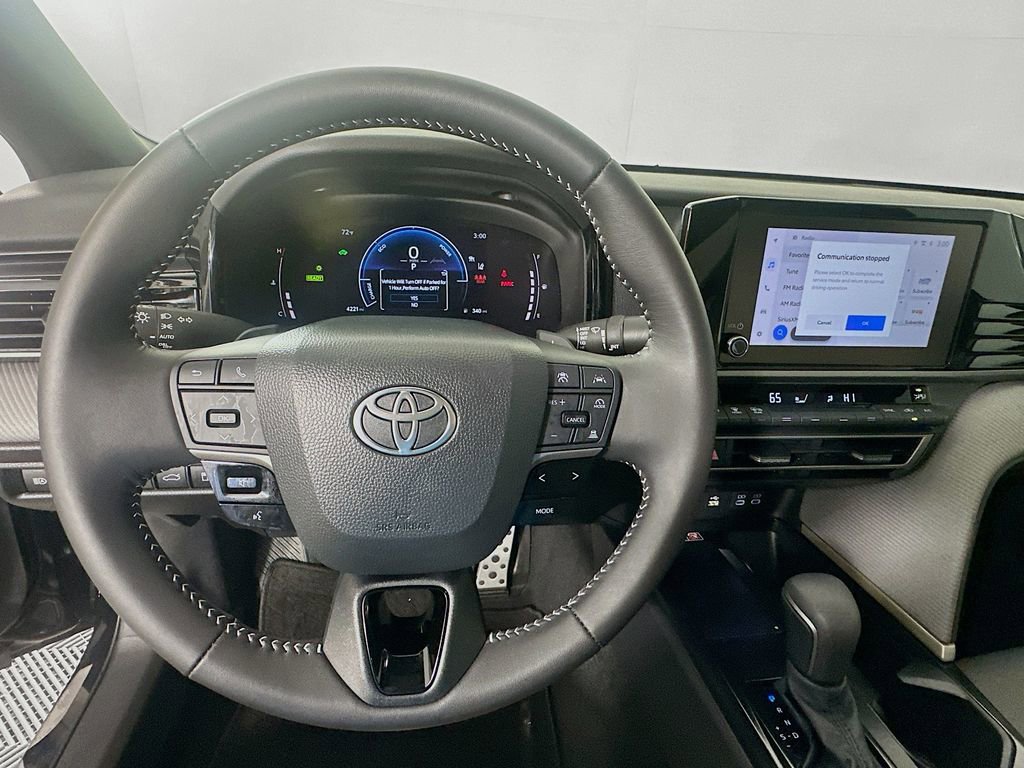 Certified 2025 Toyota Camry SE image 11