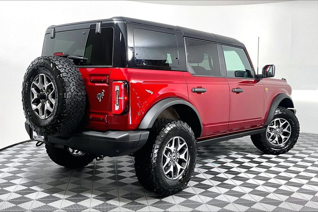 Used 2025 Ford Bronco Badlands AWD/4WD image 12