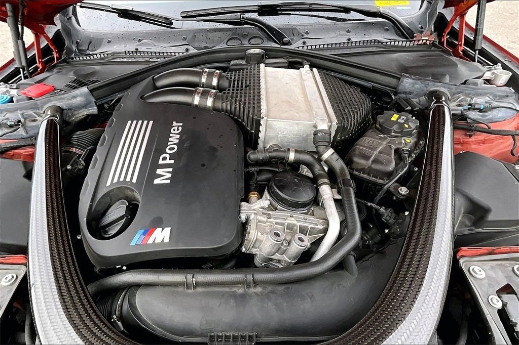 Used 2018 BMW M4 Coupe image 10
