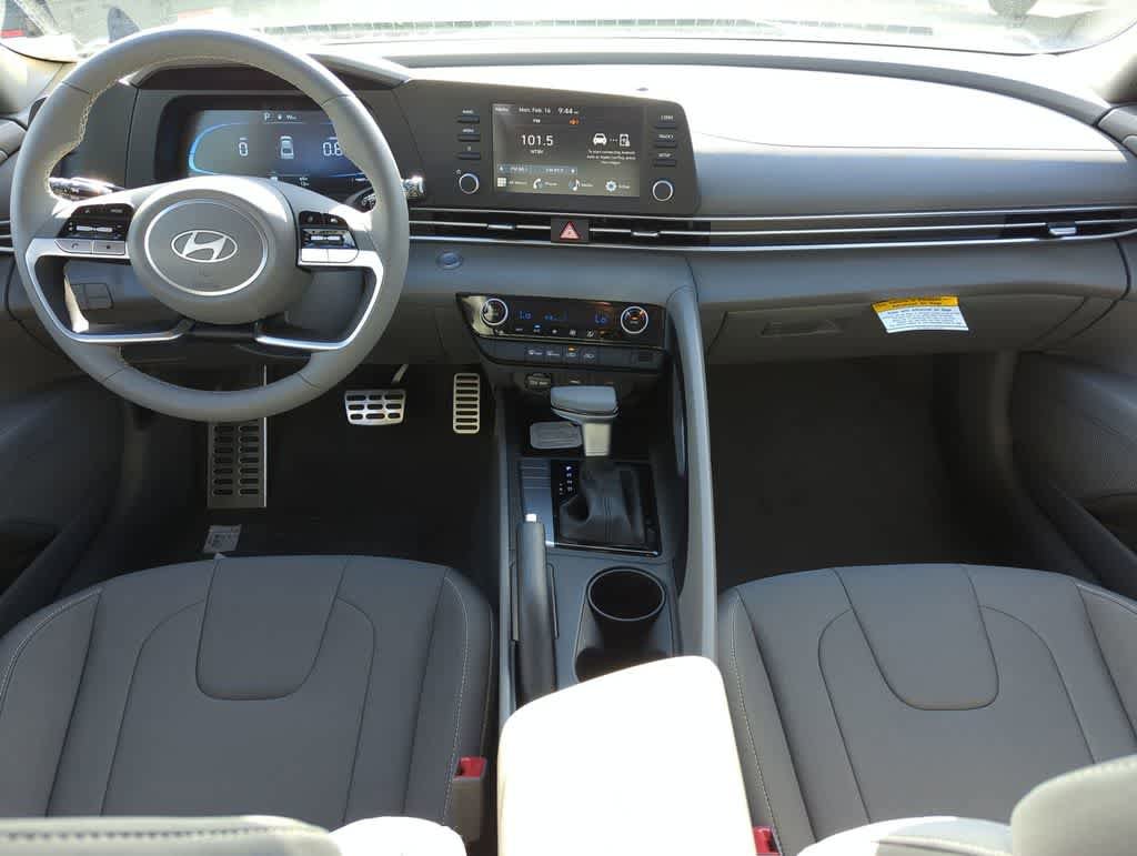 New 2026 Hyundai Elantra Sport FWD image 18