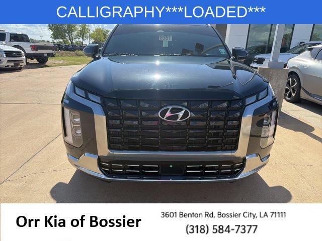 Used 2023 Hyundai Palisade Calligraphy AWD/4WD image 2