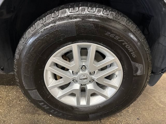 Used 2016 Nissan Frontier SV AWD/4WD image 9
