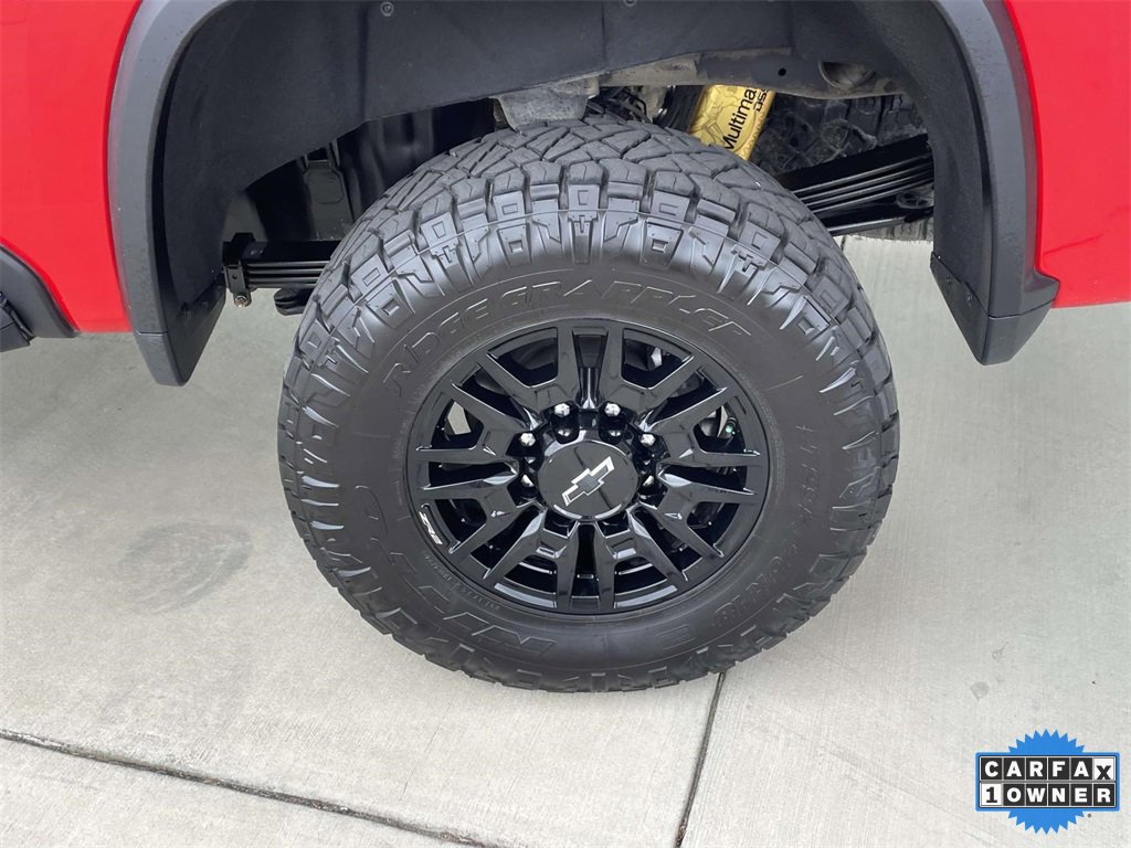 Used 2024 Chevrolet Silverado 2500 ZR2 image 9