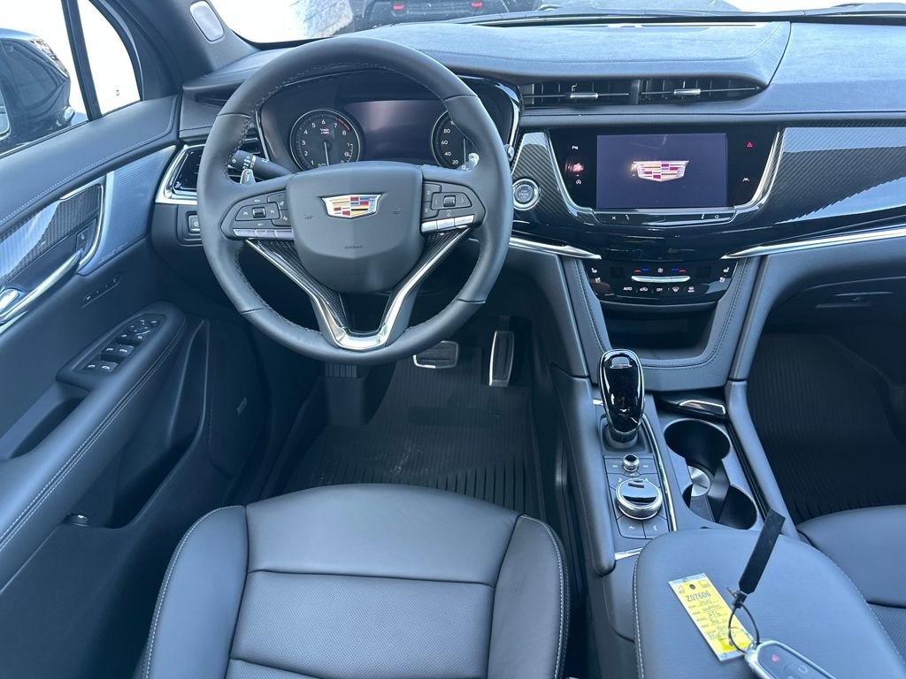 New 2025 Cadillac XT6 Sport w/ Technology Package image 16