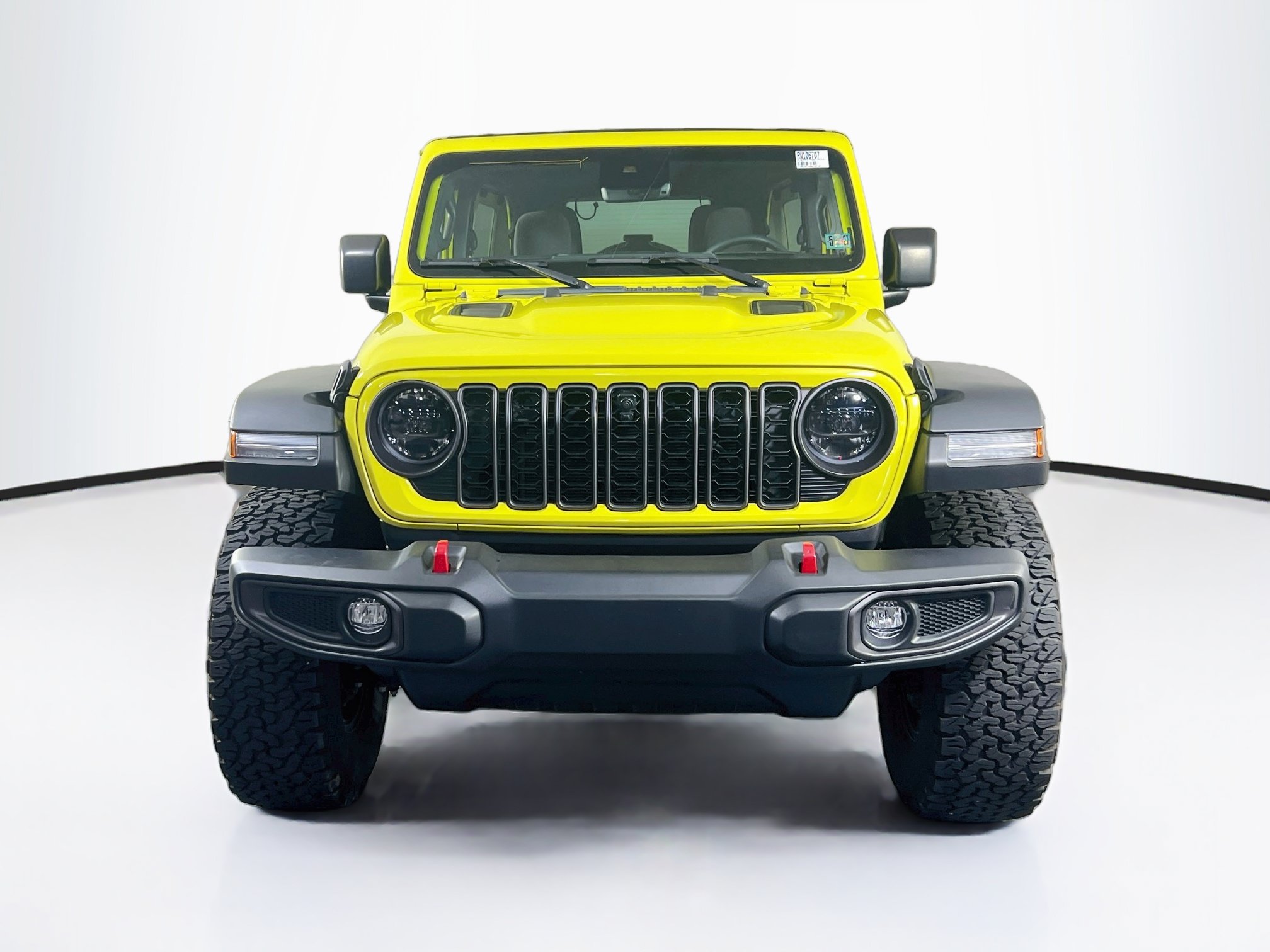 Used 2024 Jeep Wrangler Unlimited Rubicon w/ XTREMEE 35" Tire Package AWD/4WD image 2