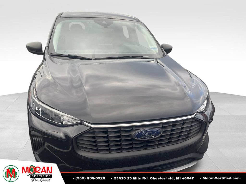 Used 2023 Ford Escape Active AWD/4WD image 3