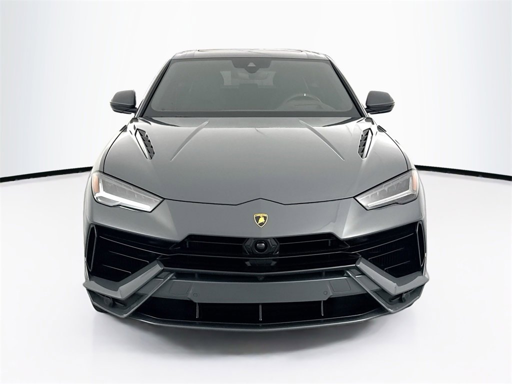 Used 2024 Lamborghini Urus S image 2