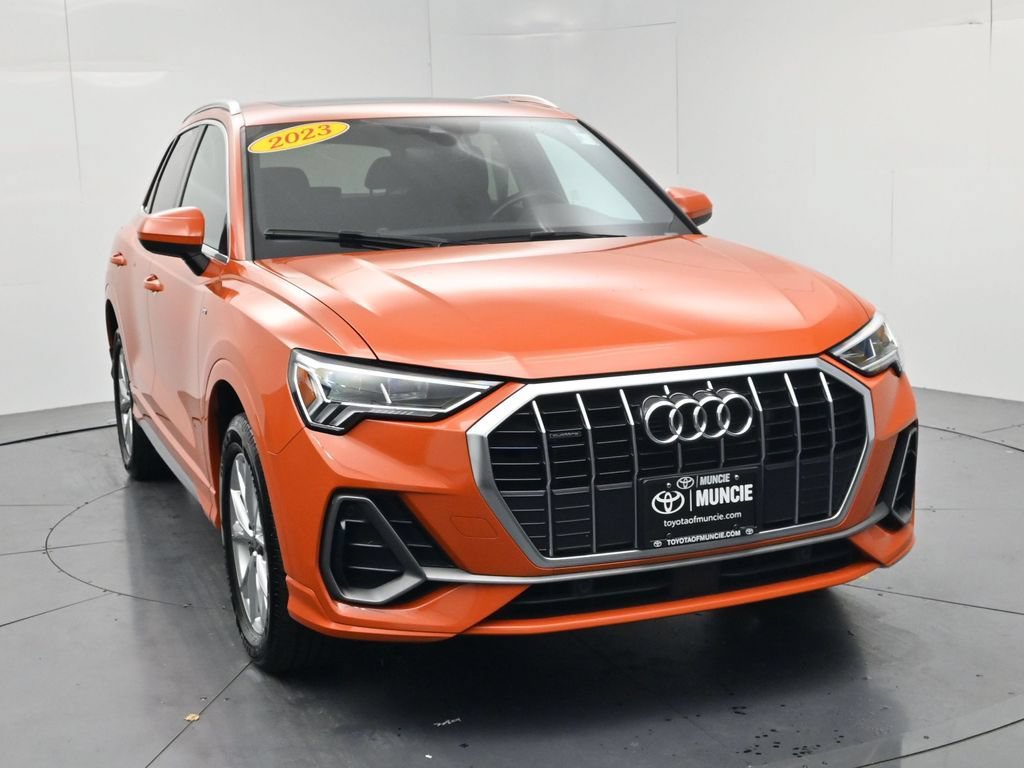 Used 2023 Audi Q3 2.0T Premium AWD/4WD image 2