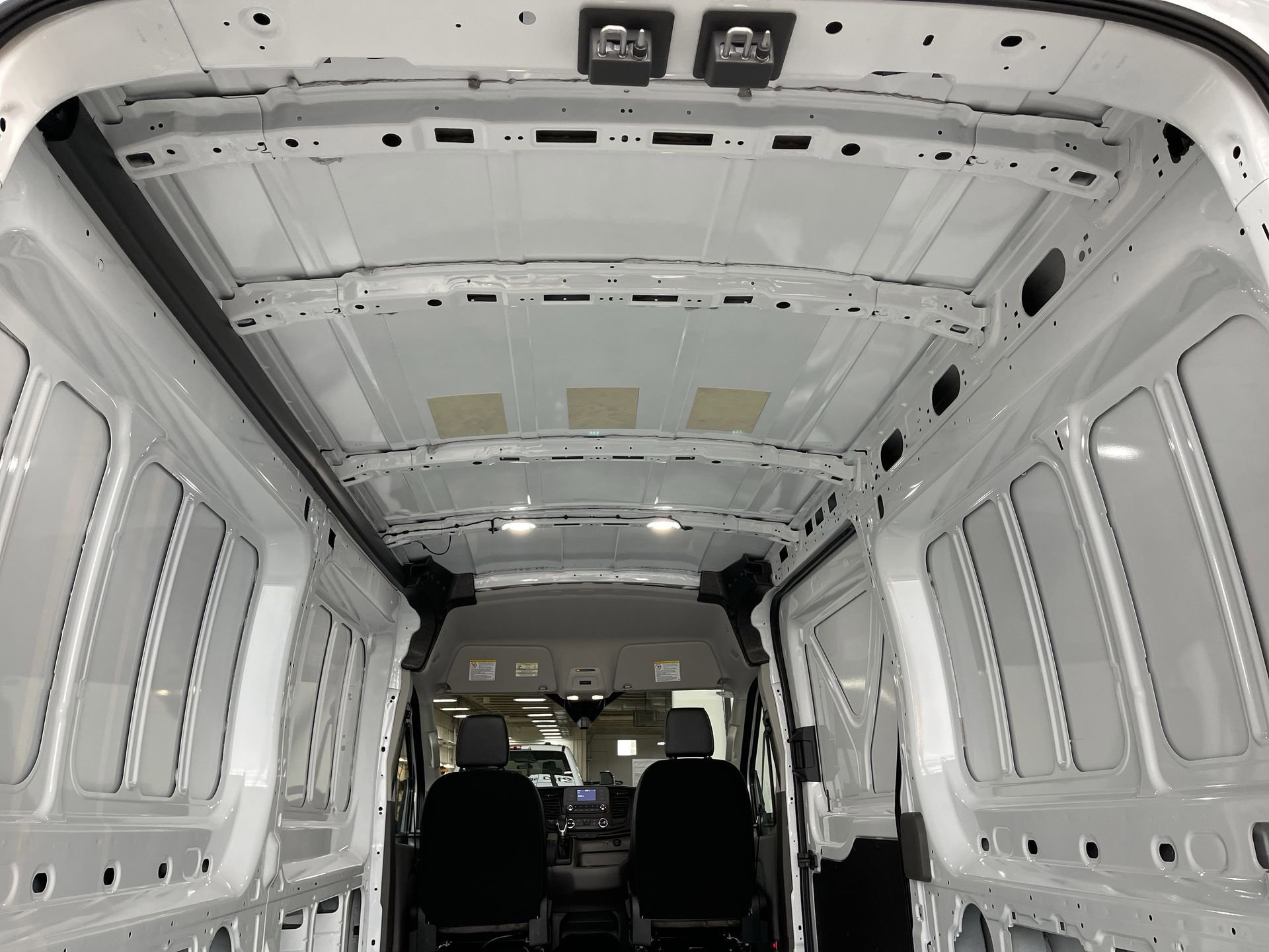 New 2024 Ford Transit 250 148 Medium Roof image 34