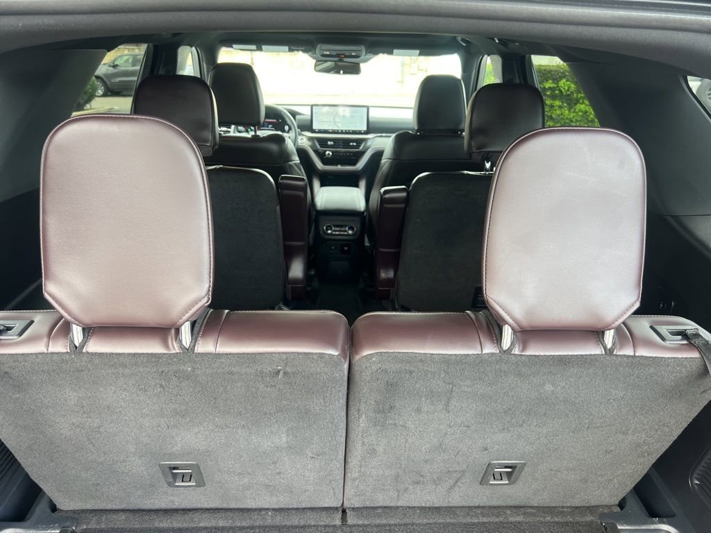 Used 2025 Ford Explorer Platinum w/ LUX Leather Package image 43
