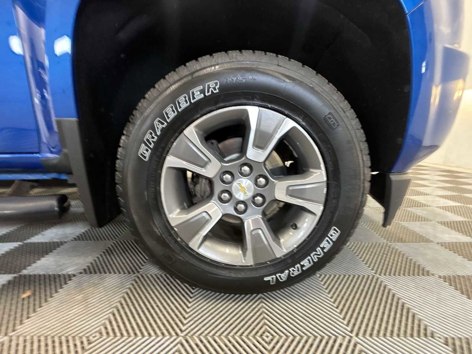 Used 2019 Chevrolet Colorado Z71 AWD/4WD image 18