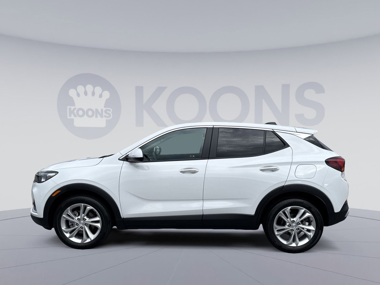 Used 2023 Buick Encore GX Preferred w/ Cold Weather Comfort Package image 2