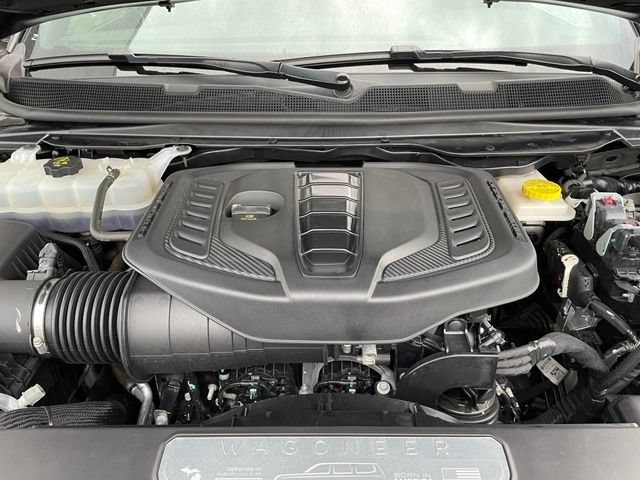 Used 2025 Jeep Wagoneer Series II AWD/4WD image 32