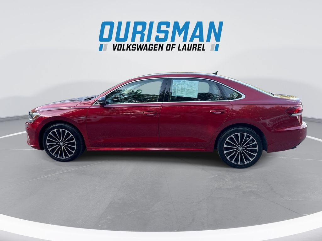 Used 2022 Volkswagen Passat 2.0T FWD image 5