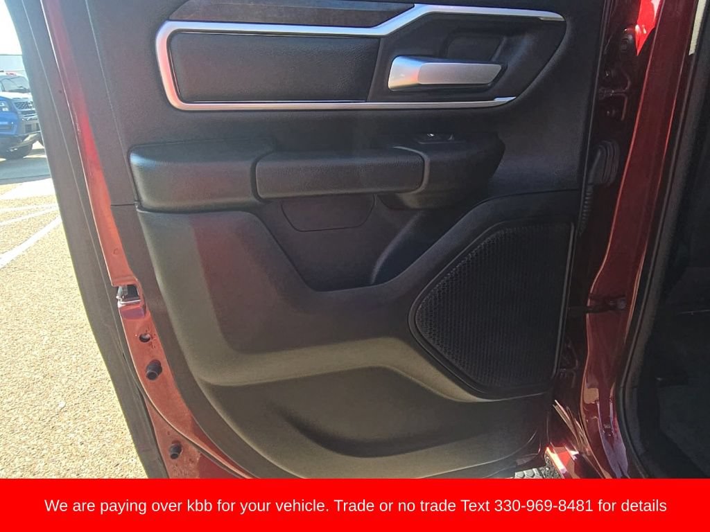 Used 2022 RAM 1500 Big Horn AWD/4WD image 30