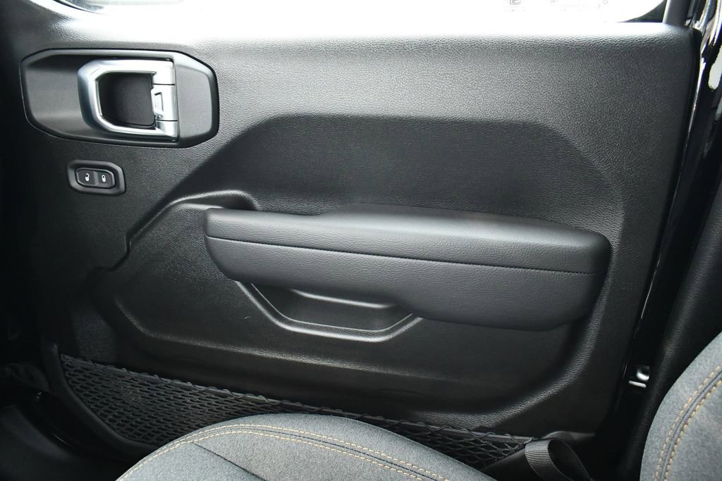 New 2026 Jeep Gladiator Sport image 19