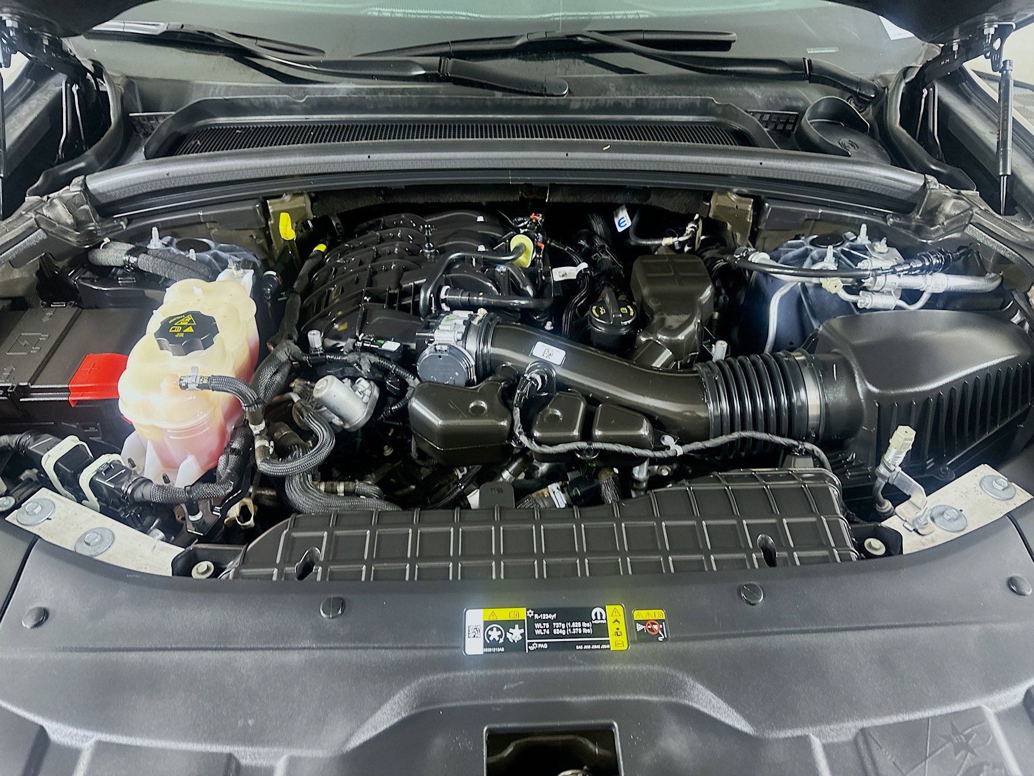 Used 2024 Jeep Grand Cherokee L Limited w/ Luxury Tech Group II image 36