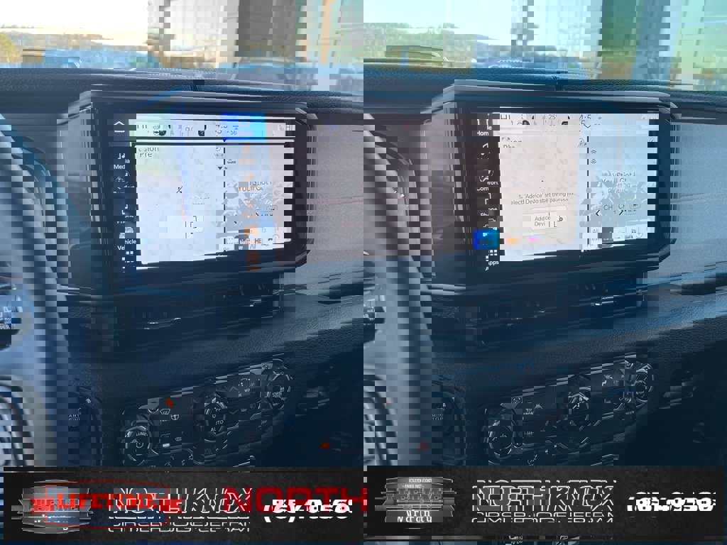 Used 2025 Jeep Wrangler Sport S image 9