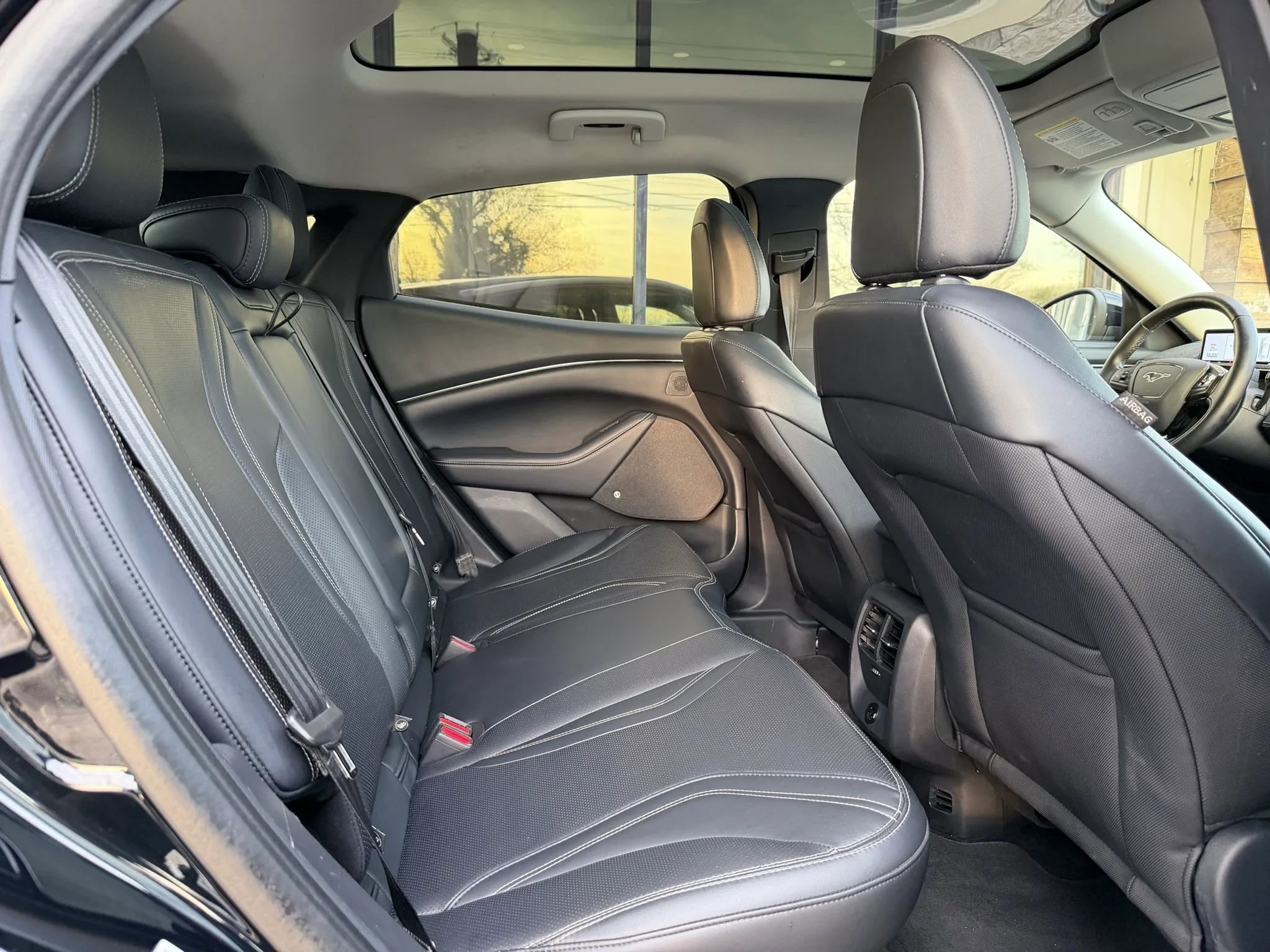 Used 2021 Ford Mustang Mach-E Premium image 23