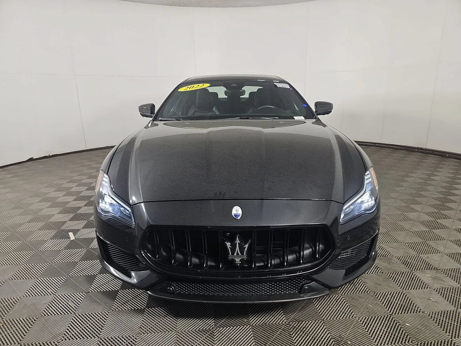 Used 2022 Maserati Quattroporte Trofeo RWD image 6