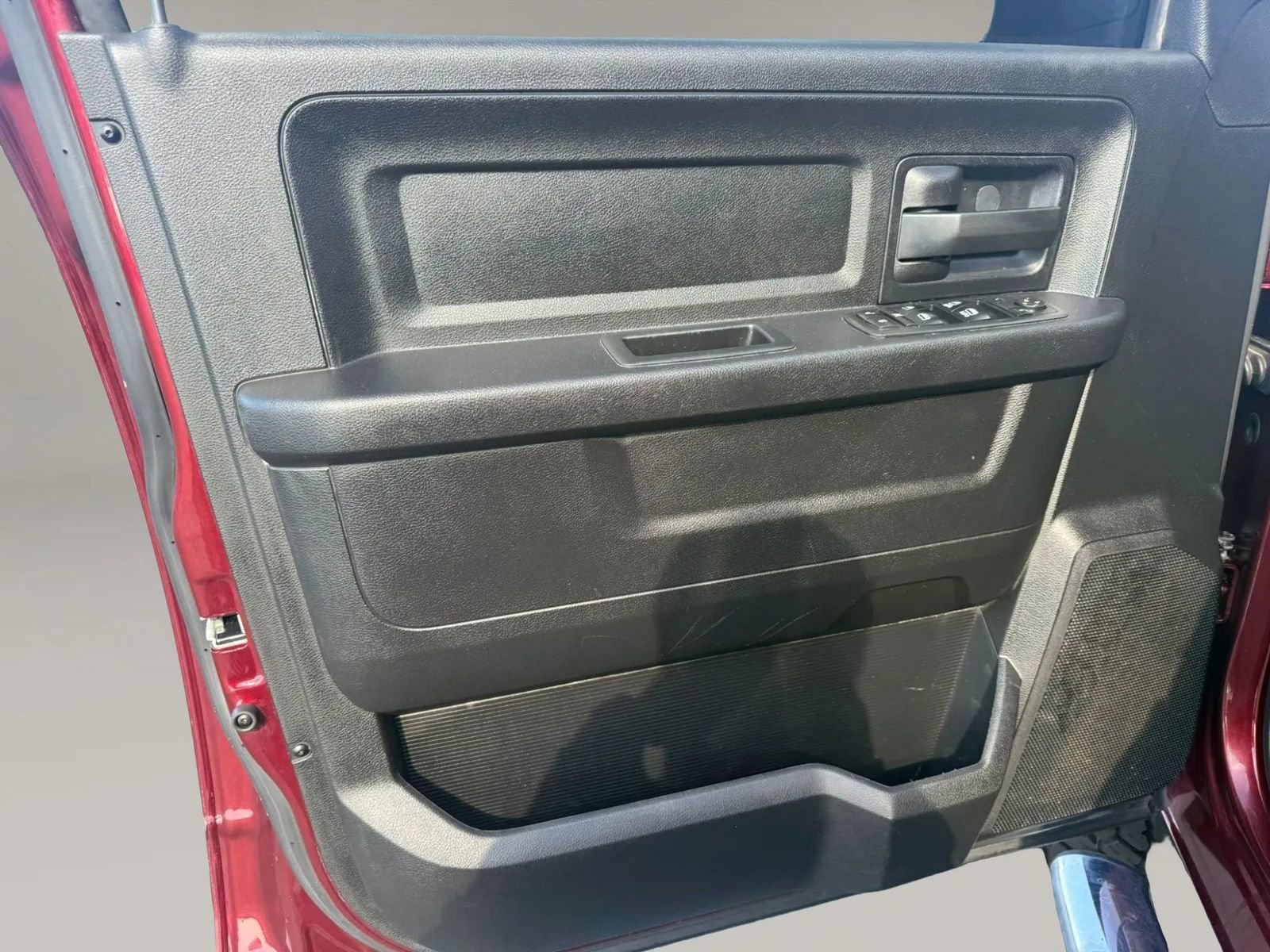 Used 2016 RAM 2500 Tradesman w/ Chrome Appearance Group image 11