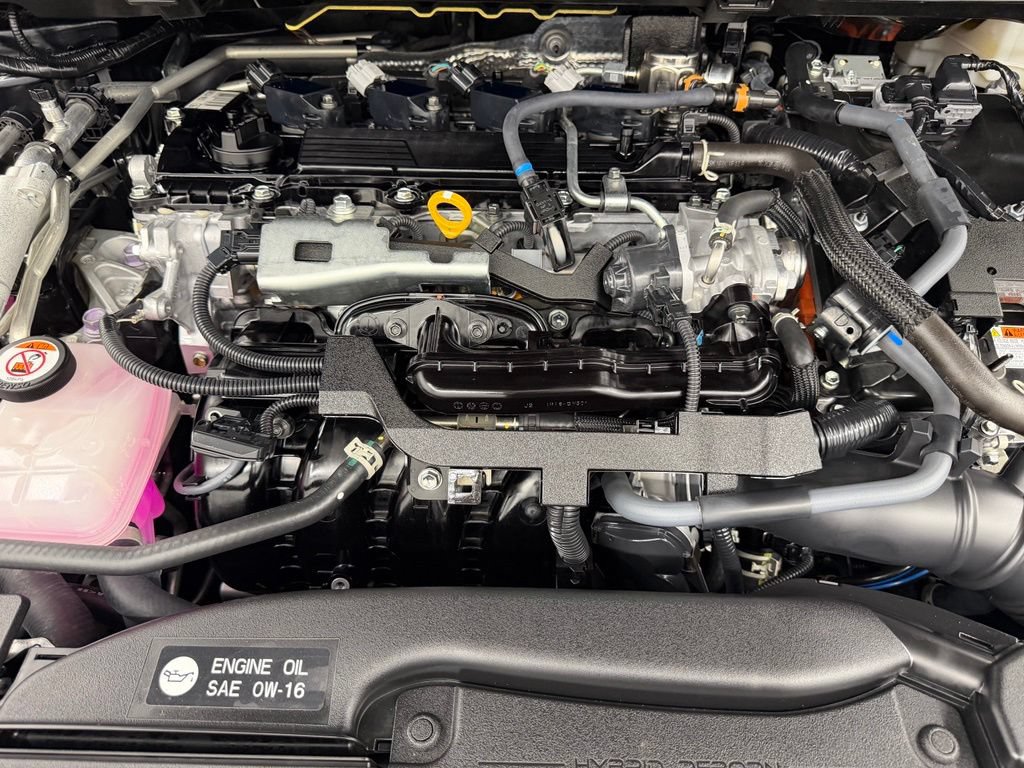 Used 2025 Toyota Prius Plug-In Hybrid FWD image 40