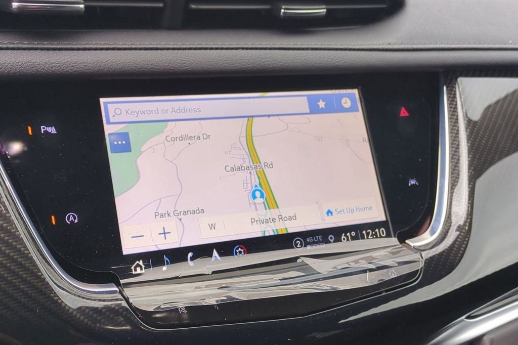 New 2025 Cadillac XT6 Sport AWD/4WD image 9