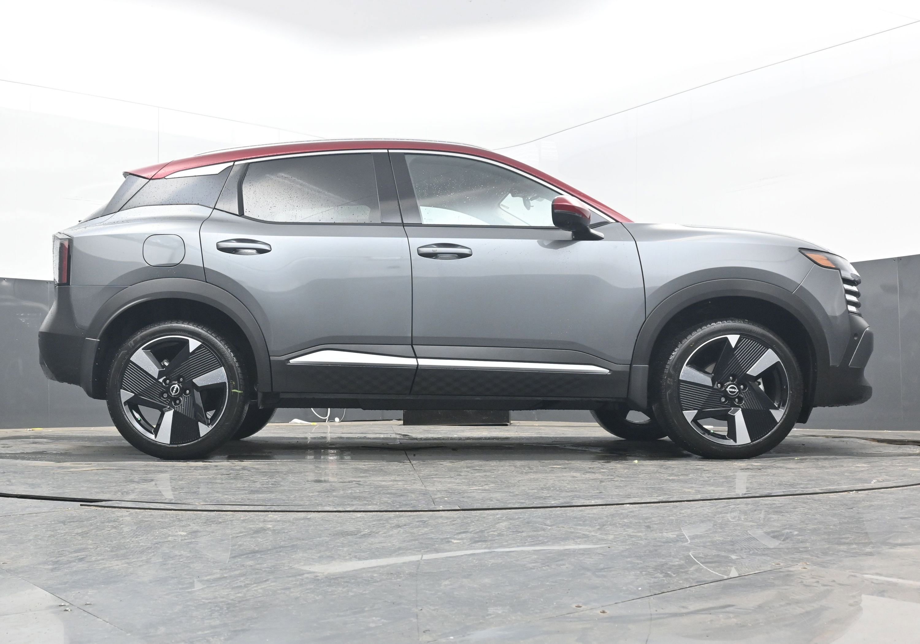 New 2026 Nissan Kicks SR w/ SR Premium Package image 29