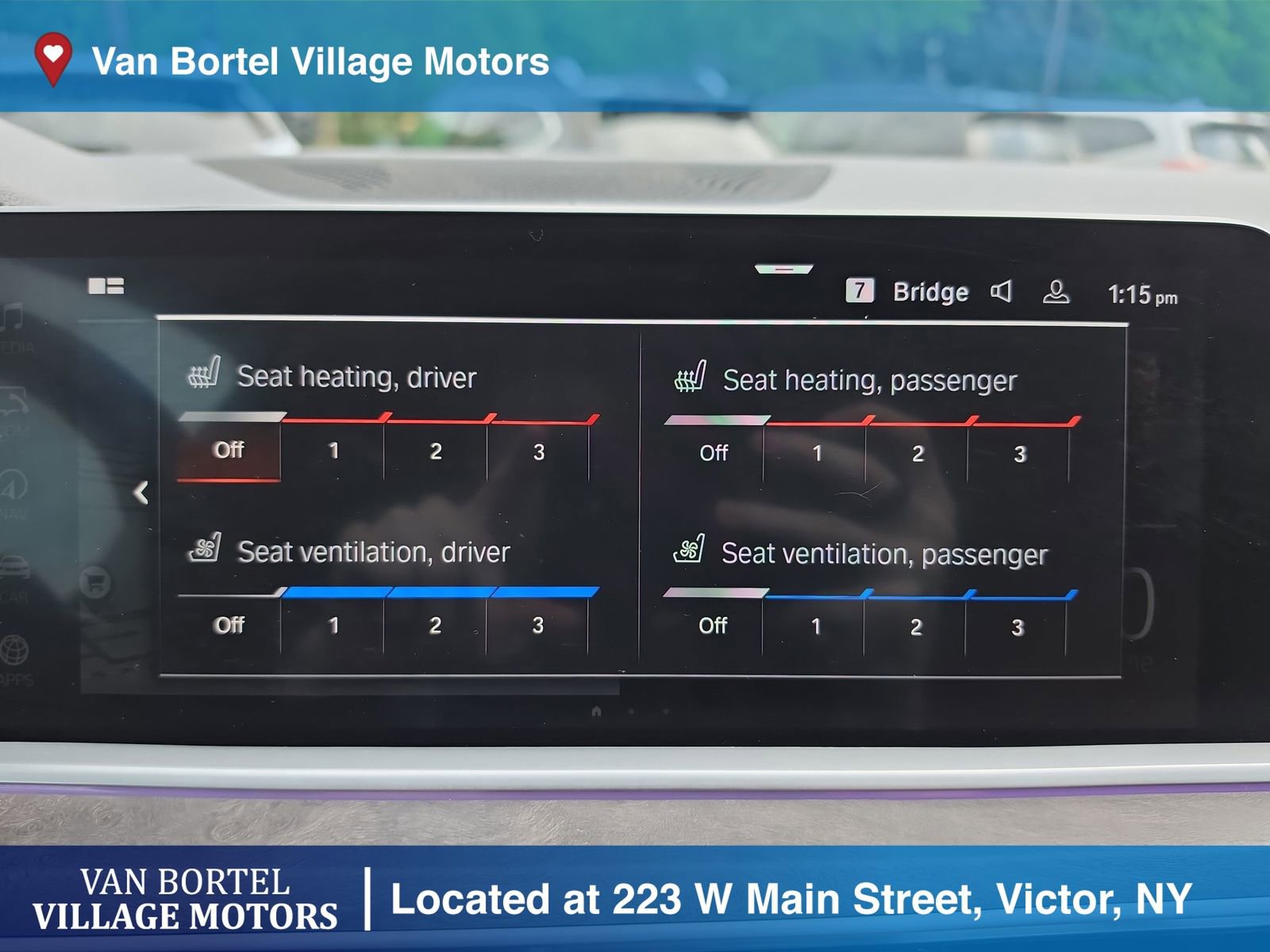 Used 2023 BMW X5 xDrive40i w/ Executive Package AWD/4WD image 25