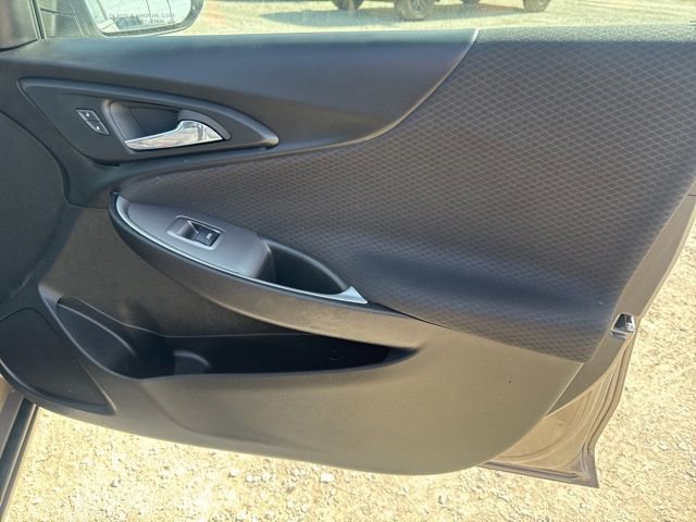 Used 2025 Chevrolet Malibu LT image 18