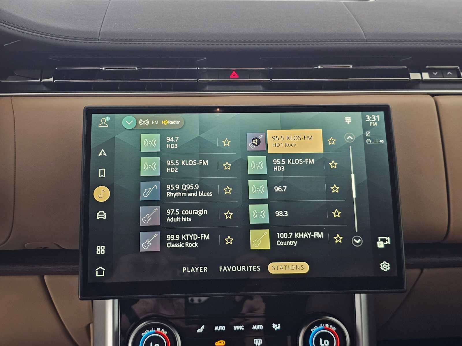 Used 2023 Land Rover Range Rover SE AWD/4WD image 25