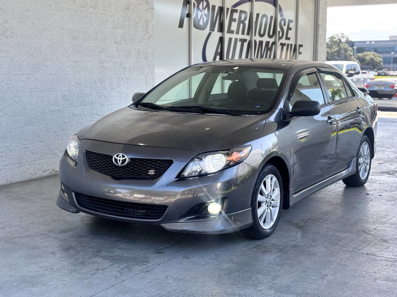 Used 2009 Toyota Corolla S FWD image 2