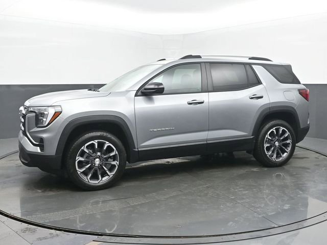 Used 2026 GMC Terrain Elevation w/ Elevation Premium Package image 2