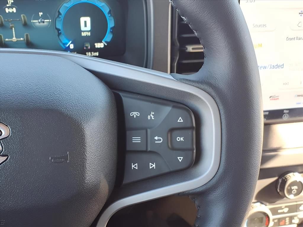 New 2025 Ford Bronco Badlands image 13