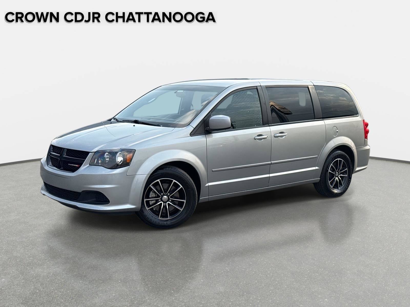 Used 2017 Dodge Grand Caravan SE image 1