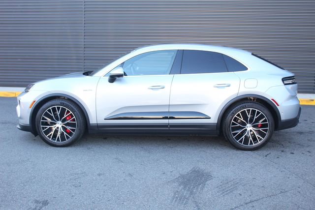 New 2025 Porsche Macan 4S Electric image 2