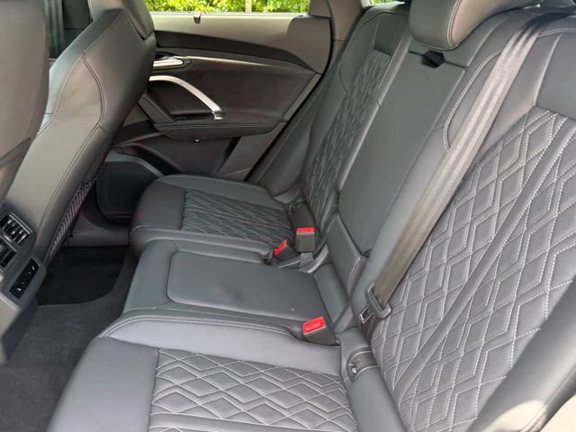 Used 2025 Audi SQ5 Prestige AWD/4WD image 28
