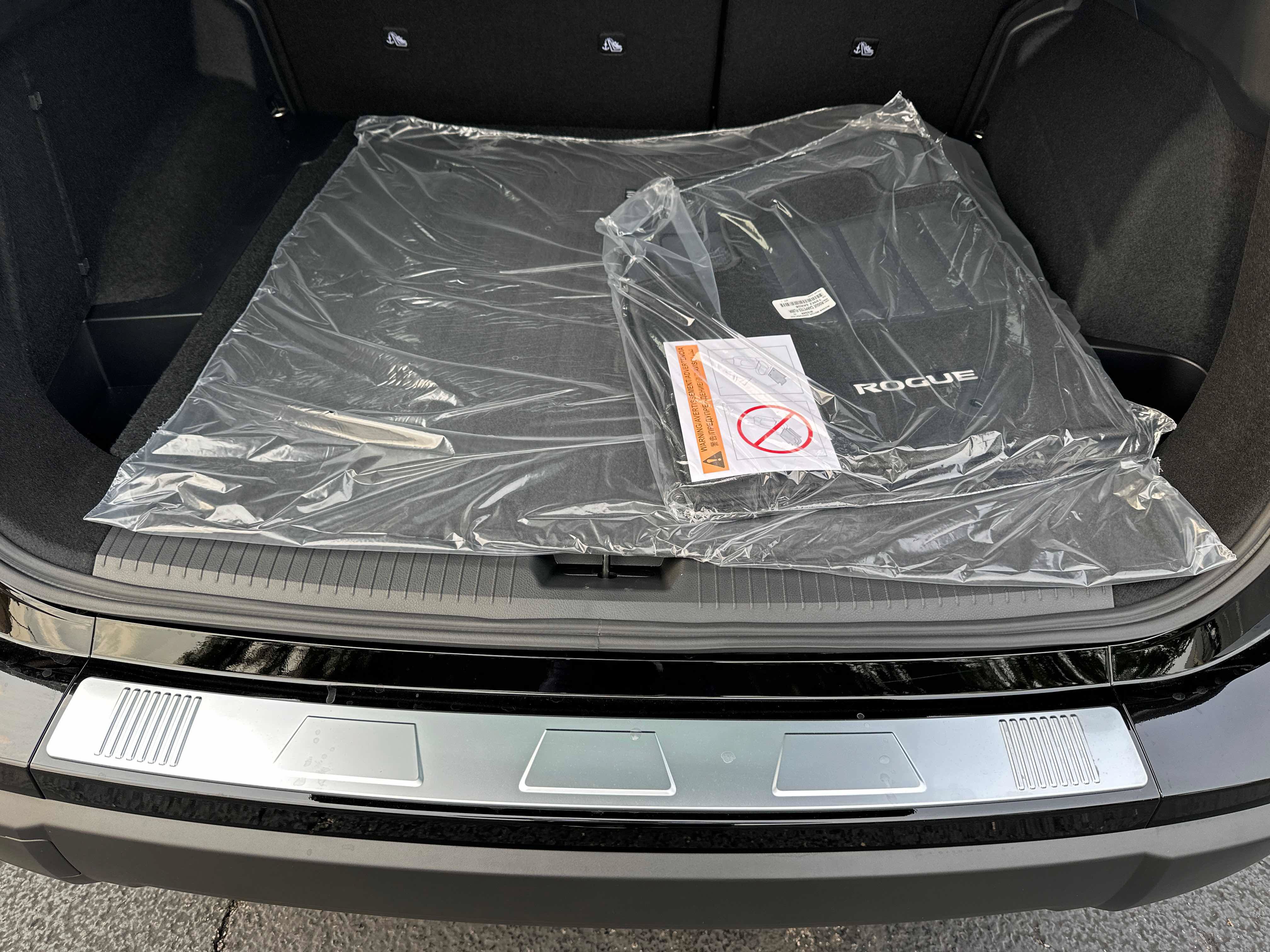 New 2026 Nissan Rogue SV w/ Cold Weather Package AWD/4WD image 15