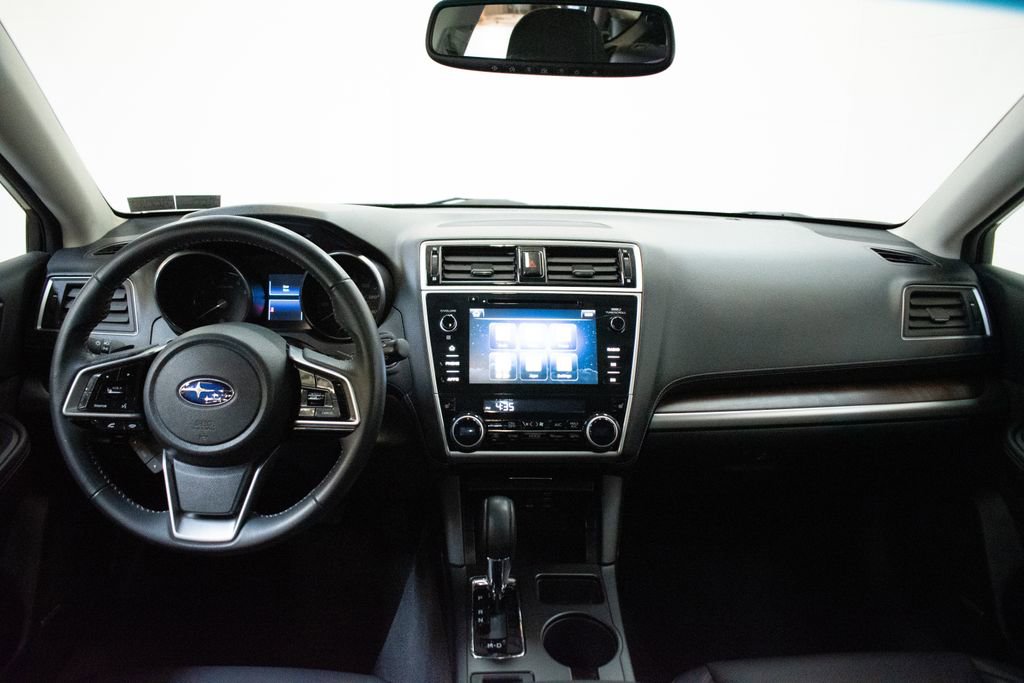 Used 2018 Subaru Outback 2.5i Limited w/ Popular Package #2 image 11