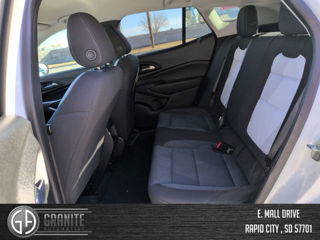 Used 2024 Chevrolet Trax LS w/ LS Convenience Package image 24