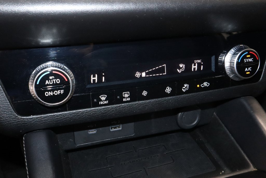 Used 2023 Mitsubishi Outlander ES image 31