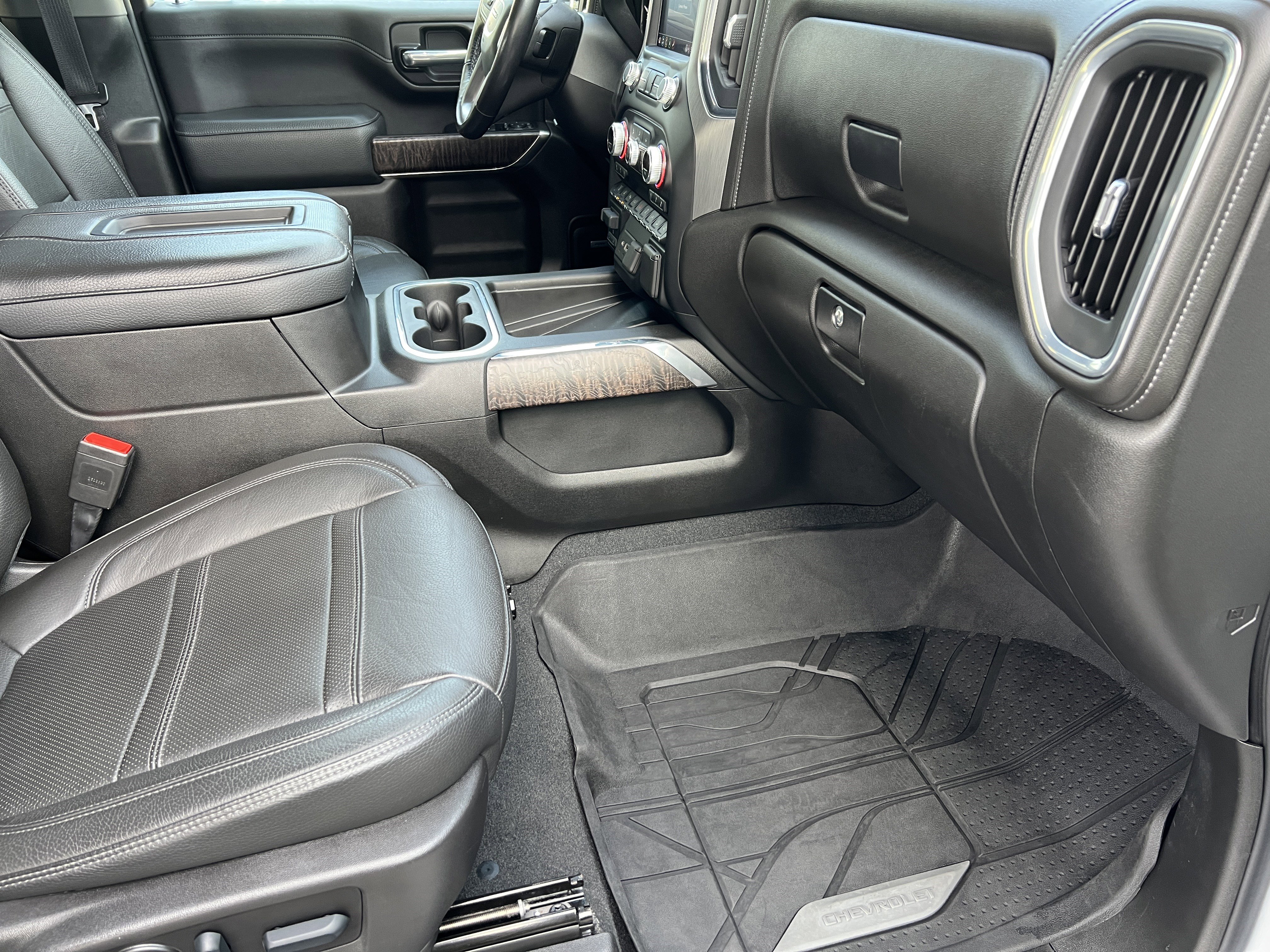 Used 2022 GMC Sierra 3500 Denali w/ Denali Ultimate Package image 23