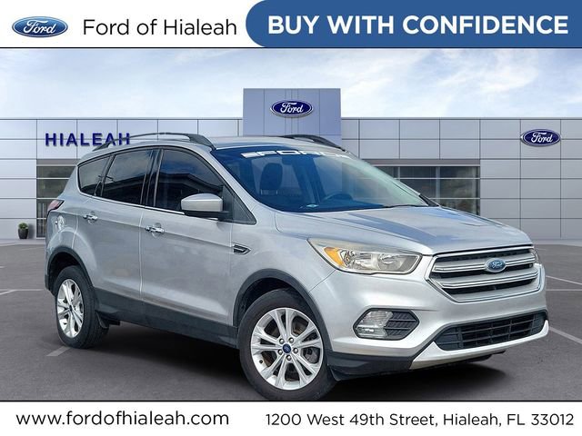 Used 2018 Ford Escape SE FWD video 1