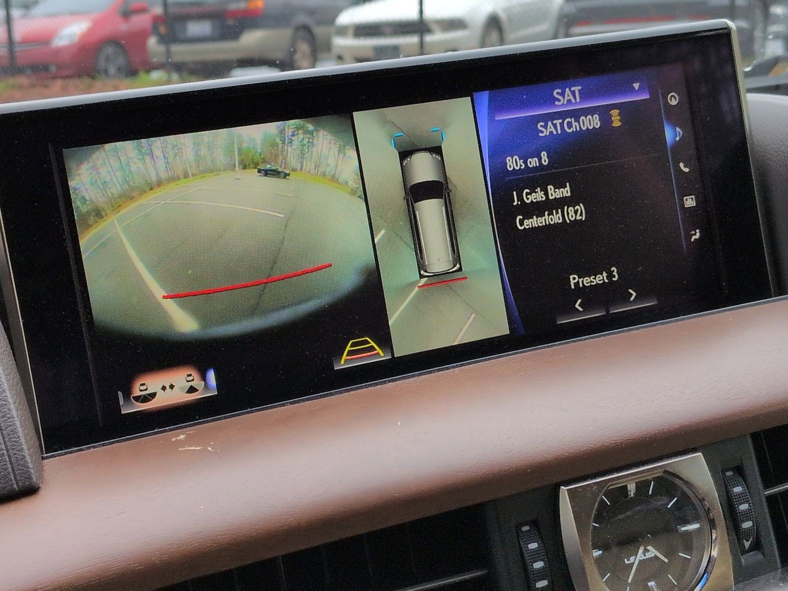 Used 2017 Lexus LX 570 4WD w/ Luxury Package image 24