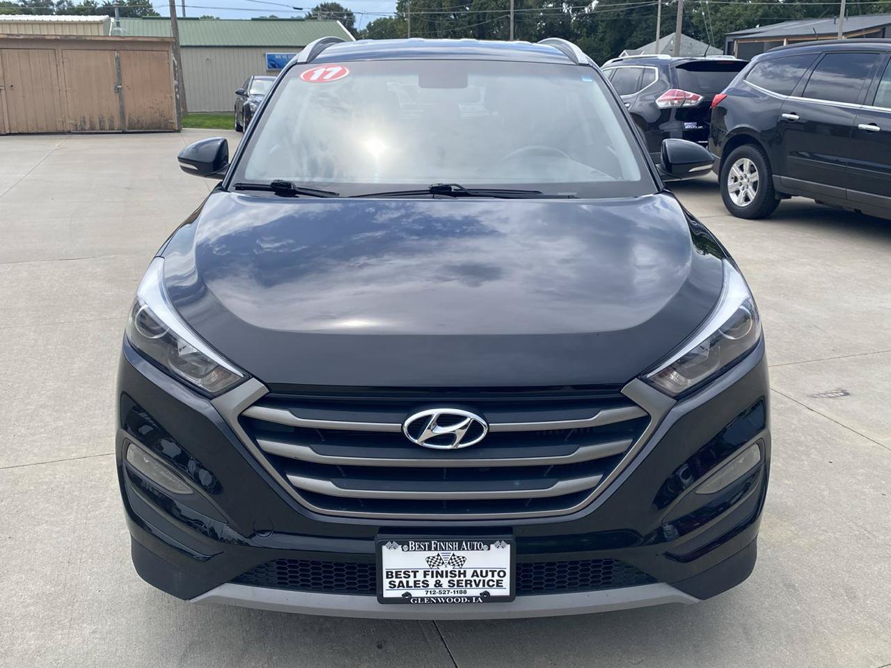 Used 2017 Hyundai Tucson Sport FWD image 3