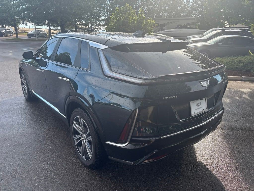 Certified 2024 Cadillac Lyriq Luxury w/ Nappa Leather Package AWD/4WD image 3
