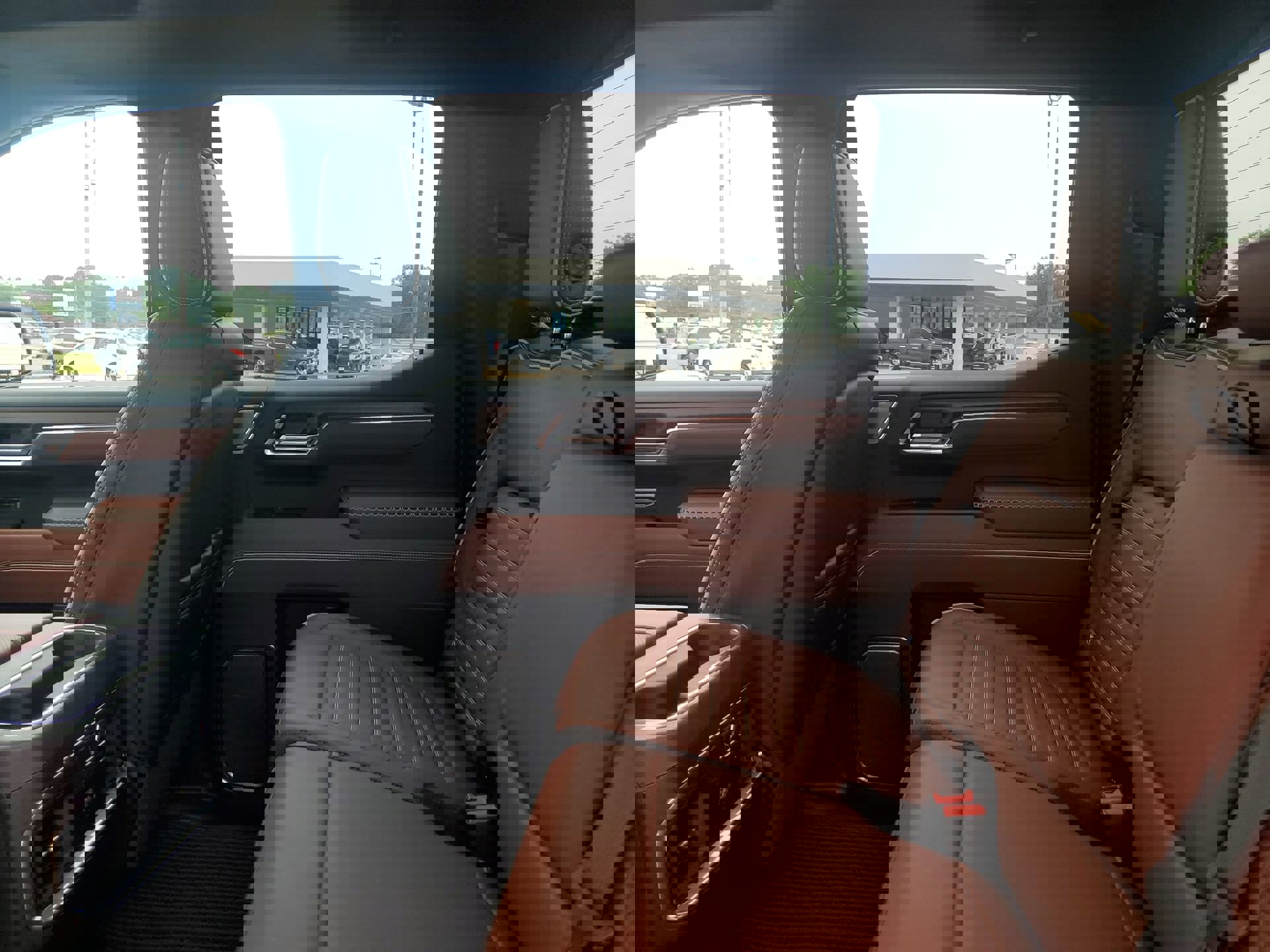 Used 2024 GMC Sierra 1500 Denali Ultimate image 32