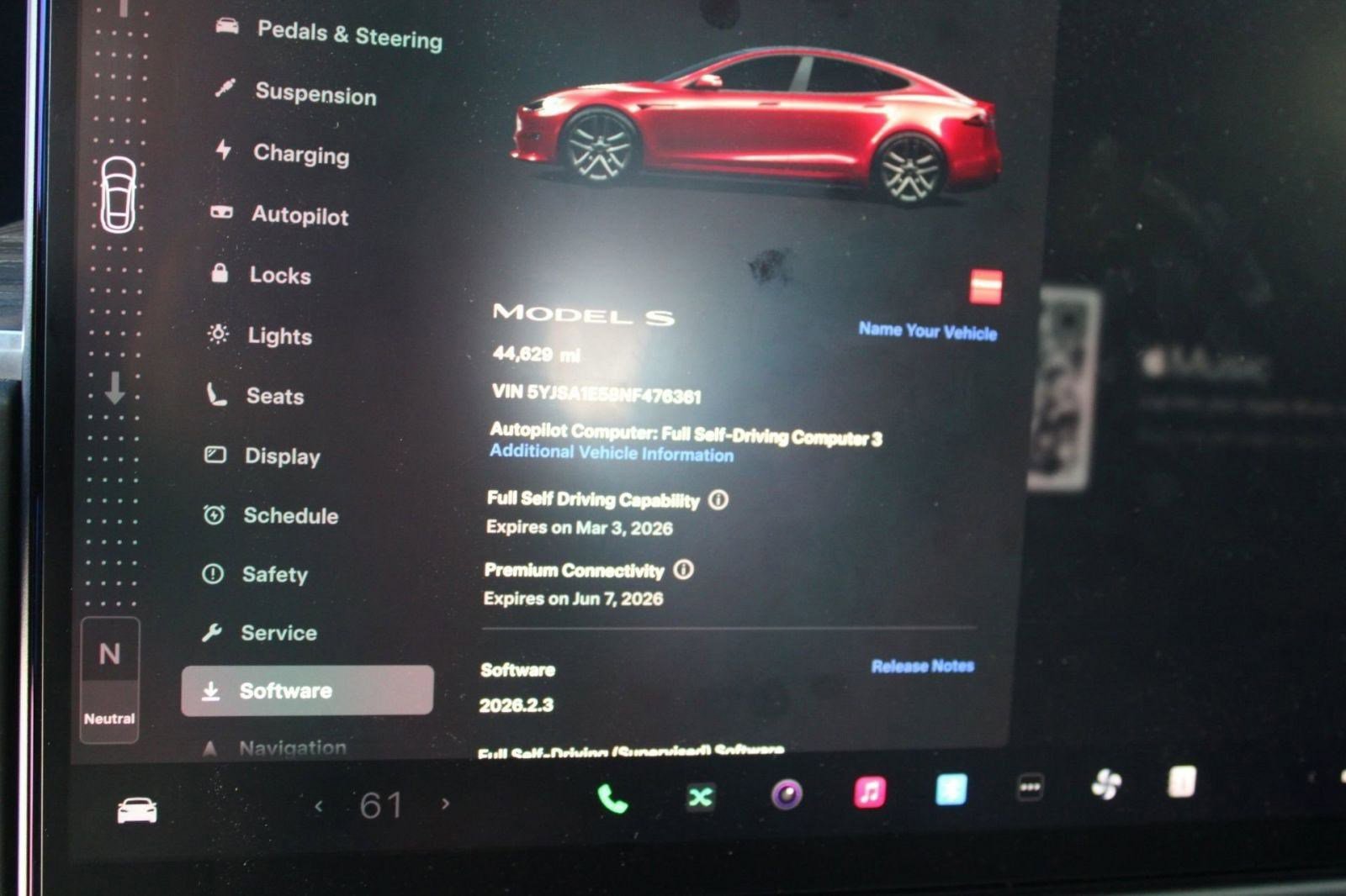 Used 2022 Tesla Model S AWD image 23