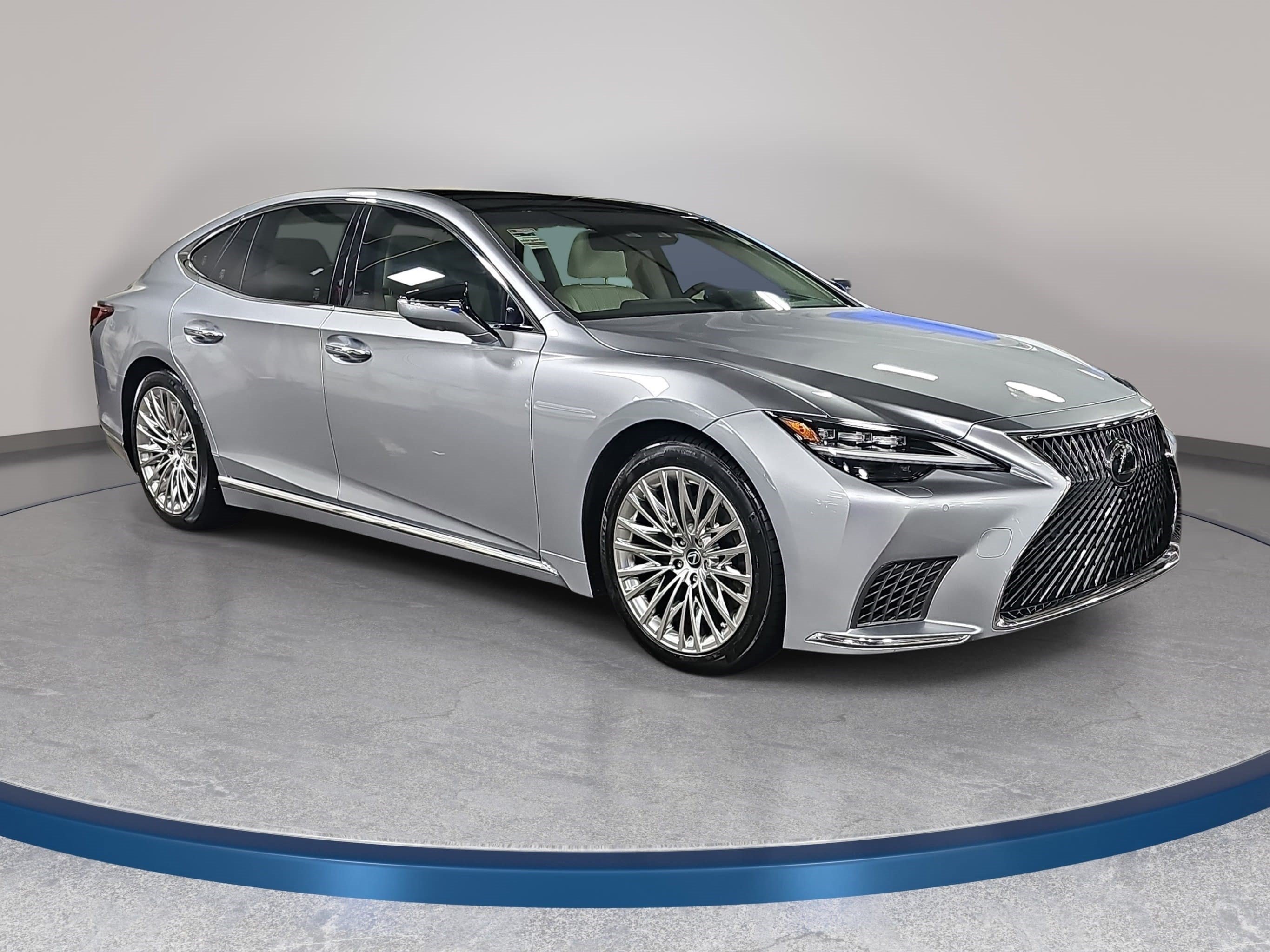 Used 2022 Lexus LS 500 RWD image 3