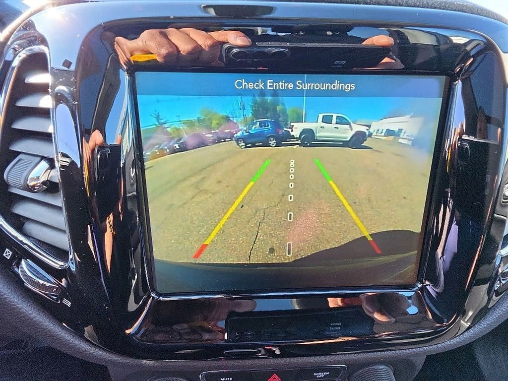 Used 2019 Jeep Compass Latitude AWD/4WD image 16